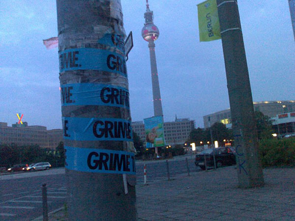 Stickertape in action