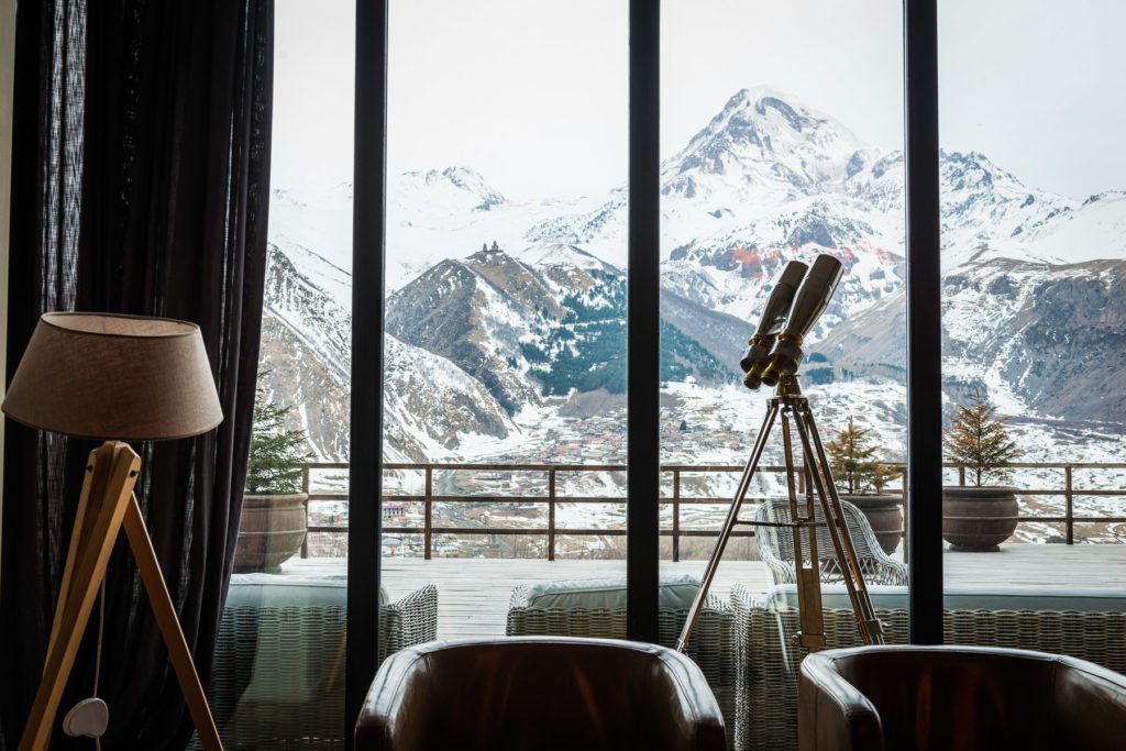 Rooms Hotels Kazbegi interior