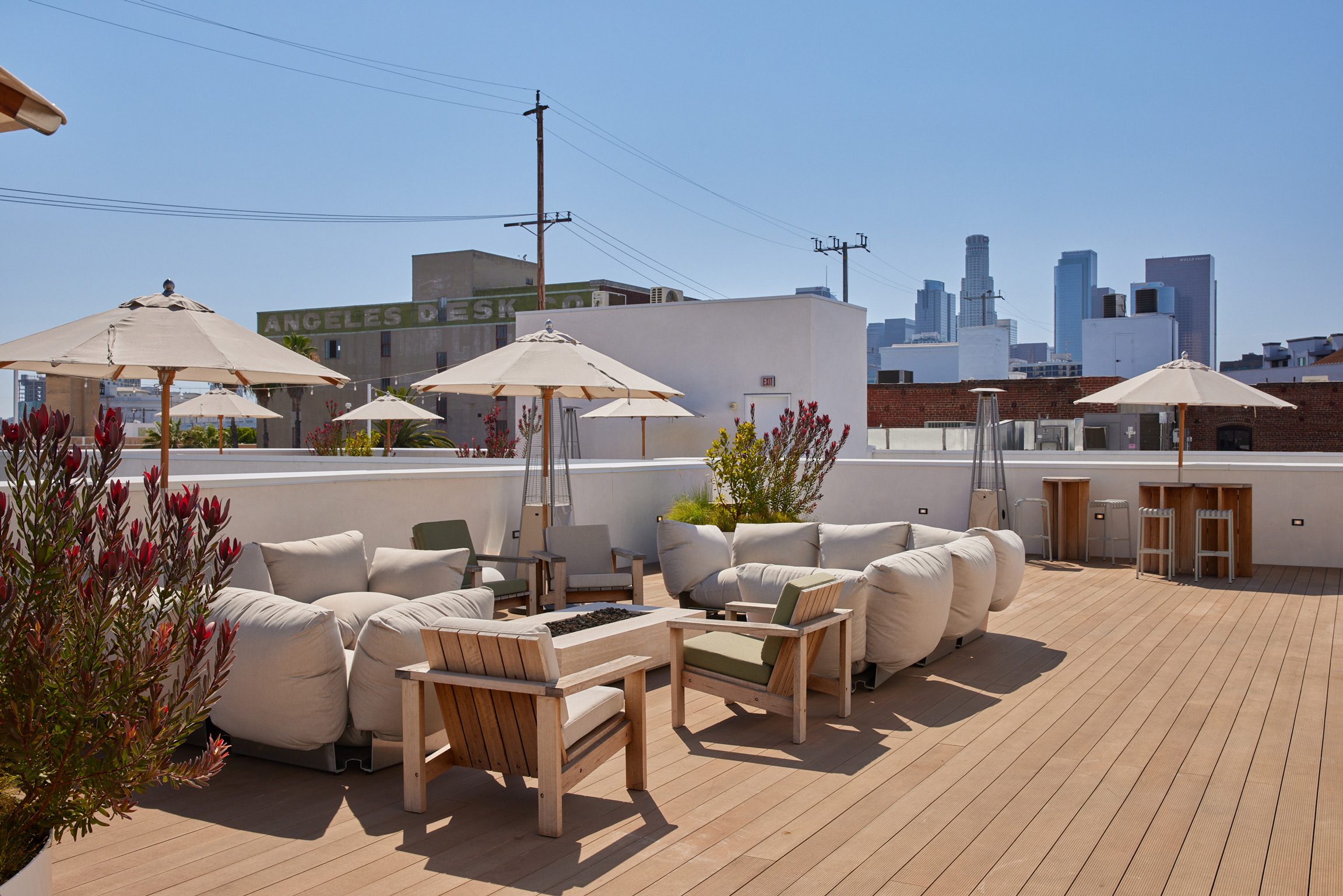Signal LA rooftop